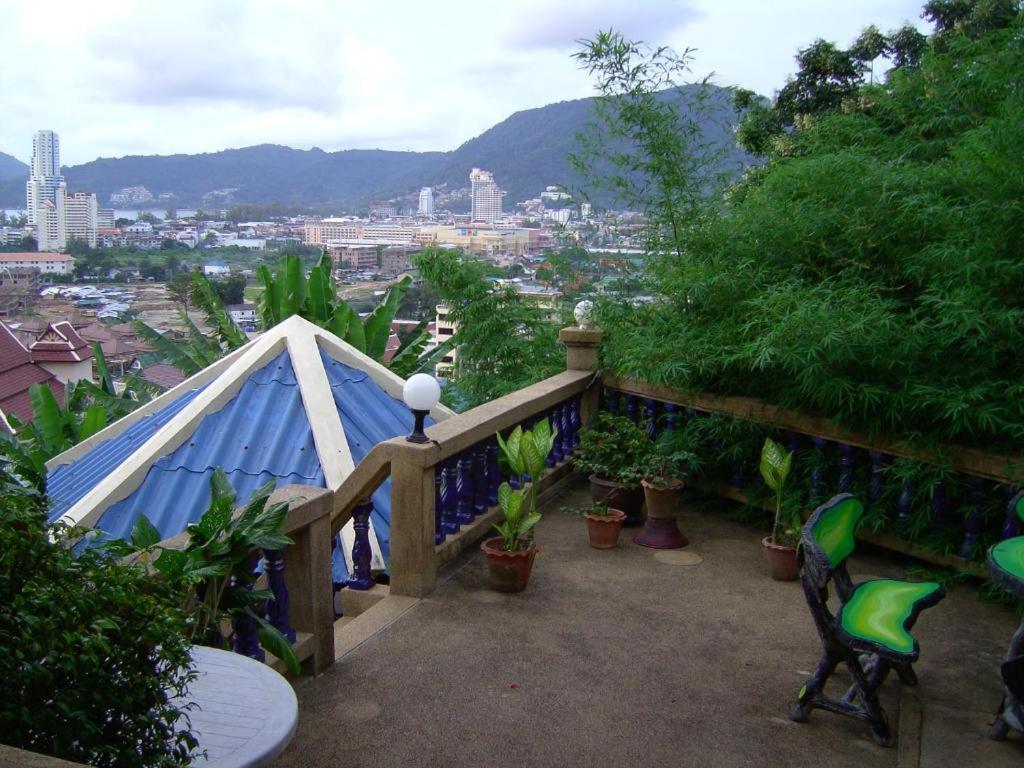 Oyo 851 On Hill Residence Patong Exteriér fotografie